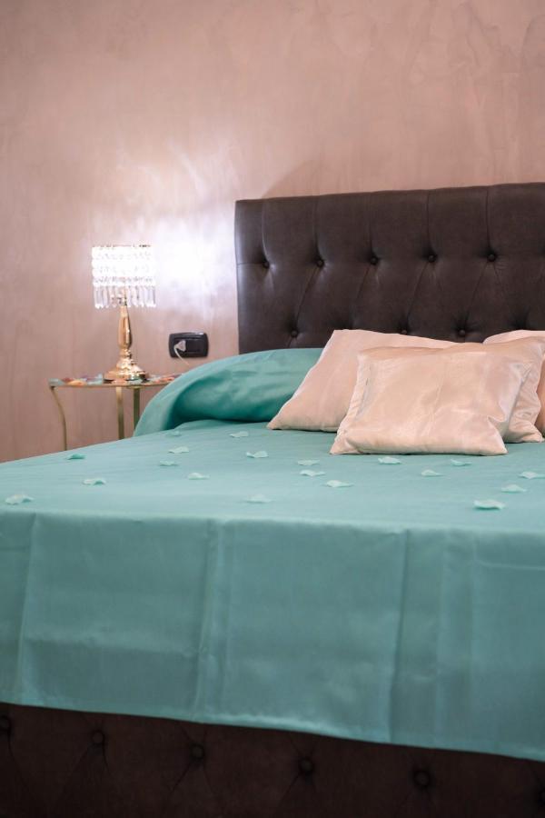 Apartamento New In!Amalie At Santa Lucia Nápoles Exterior foto